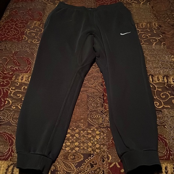 Nike Sportswear Loose Fit Joggers - Picture 1 of 3